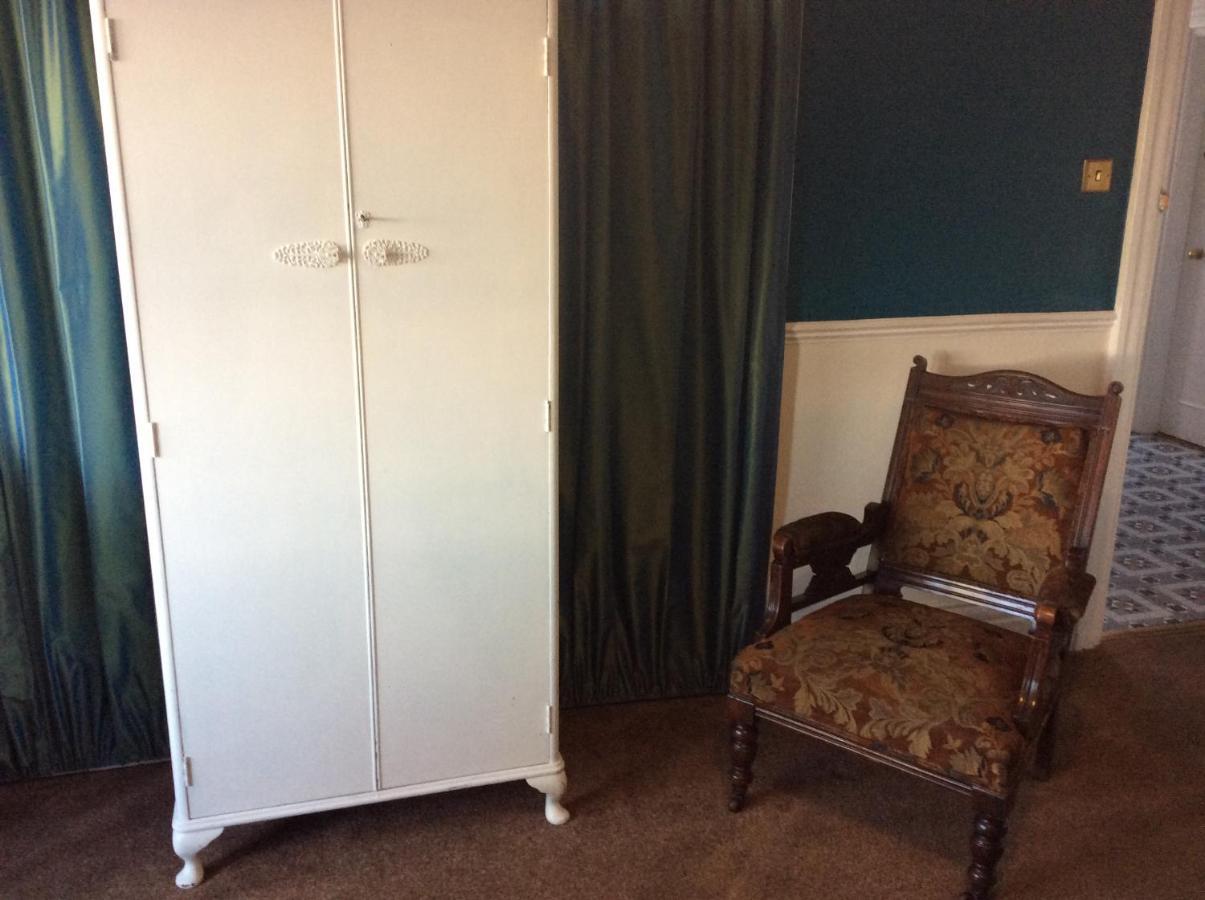 Dunsandles Guesthouse Wallasey Eksteriør bilde